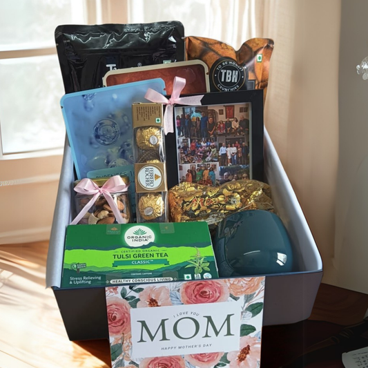 Mom’s Wellness & Love Box