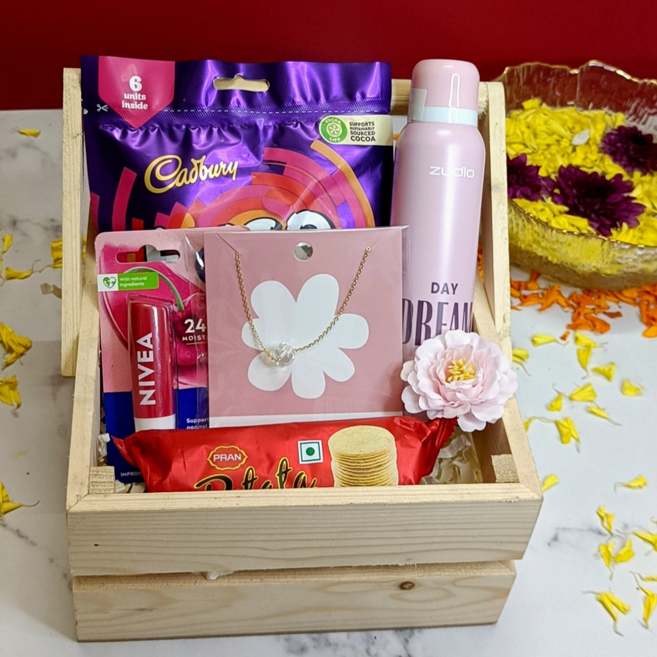 The OG Bond Hamper Basket