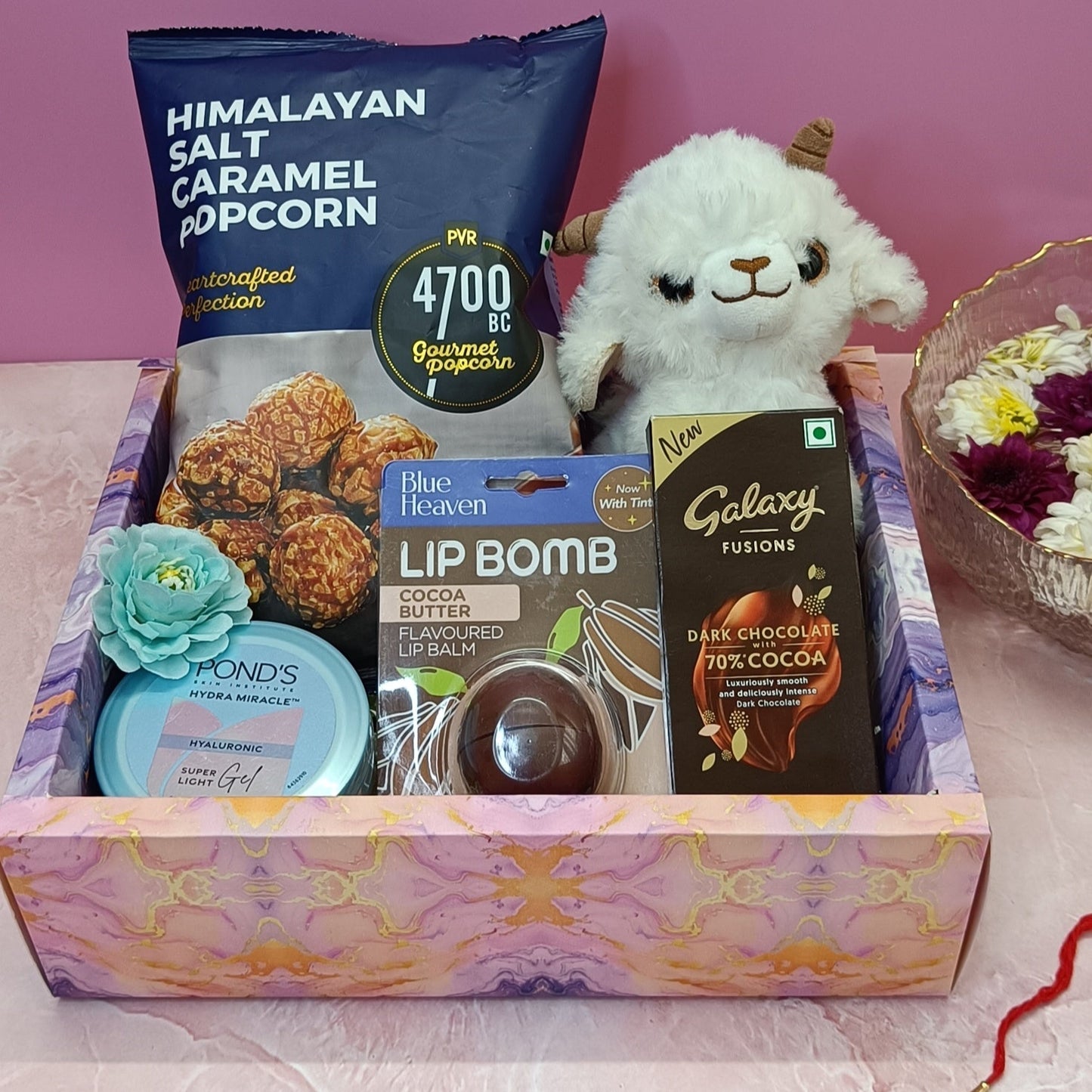 The Bonded Elegance Hamper Box